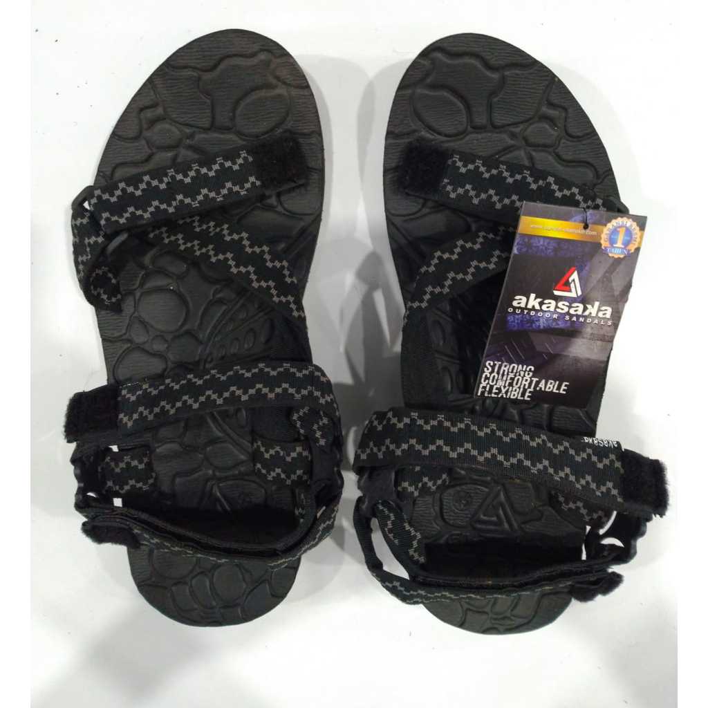 AKASAKA LAVA รองเท้าแตะสีดําและสีขาว