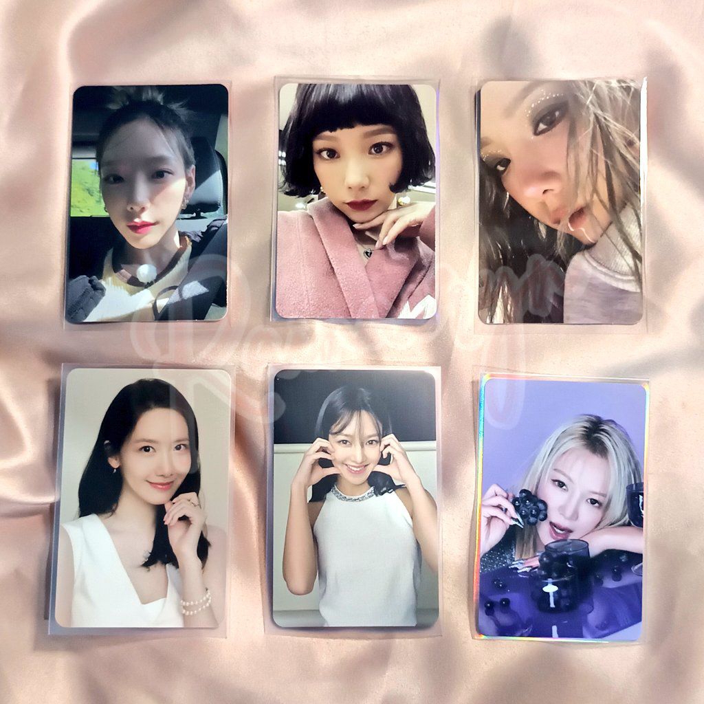SNSD / Photocard รุ่นเด็กผู้หญิง (Taeyeon Hyoyeon Yoona) Forever 1 INVU Seasons Greeting 2024 2025