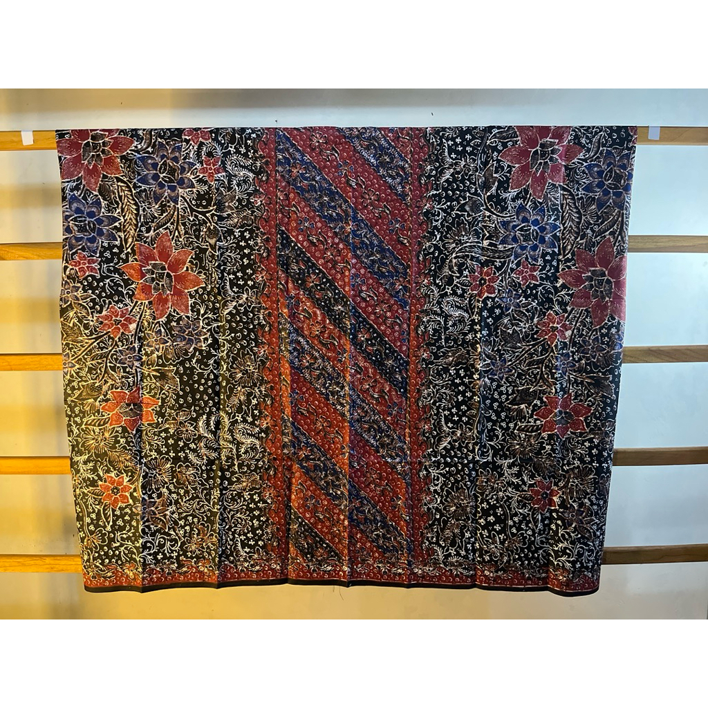 KATUN DOL STORE ~ Gus Kautsar Lasem Batik Sarong with Premium Cotton