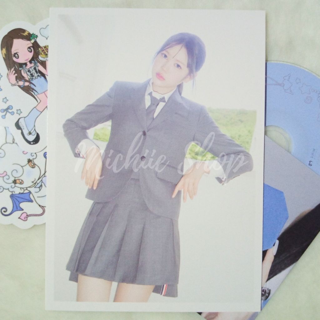 โปสการ์ด Hearts2Heart Yeon Focus Rule เวอร์ชันหนังสือ | Yeon Postcard (B) Focus Rule Book อย่างเป็นท