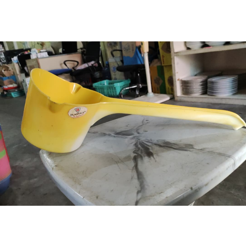 CP 002 CK ทัพพีพลาสติกยาว