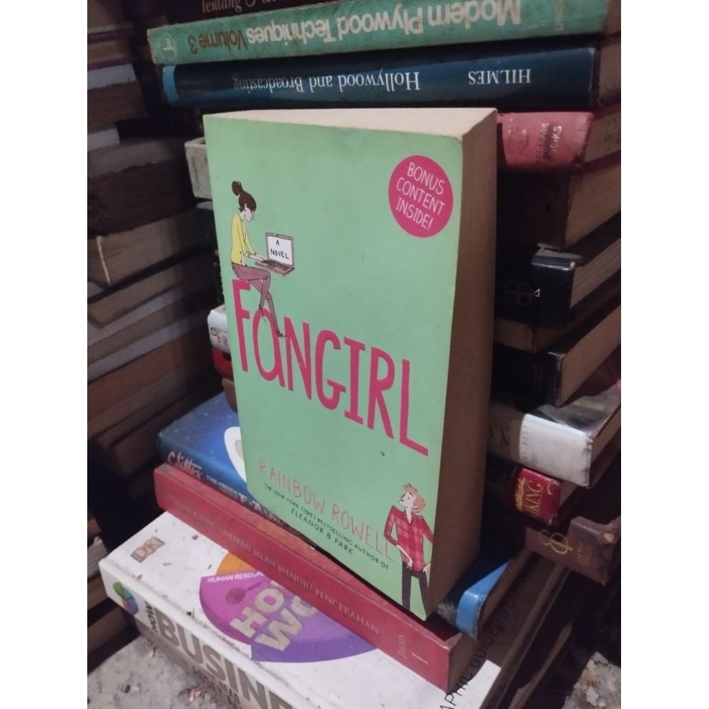 นวนิยาย fongirl rainbow rowell