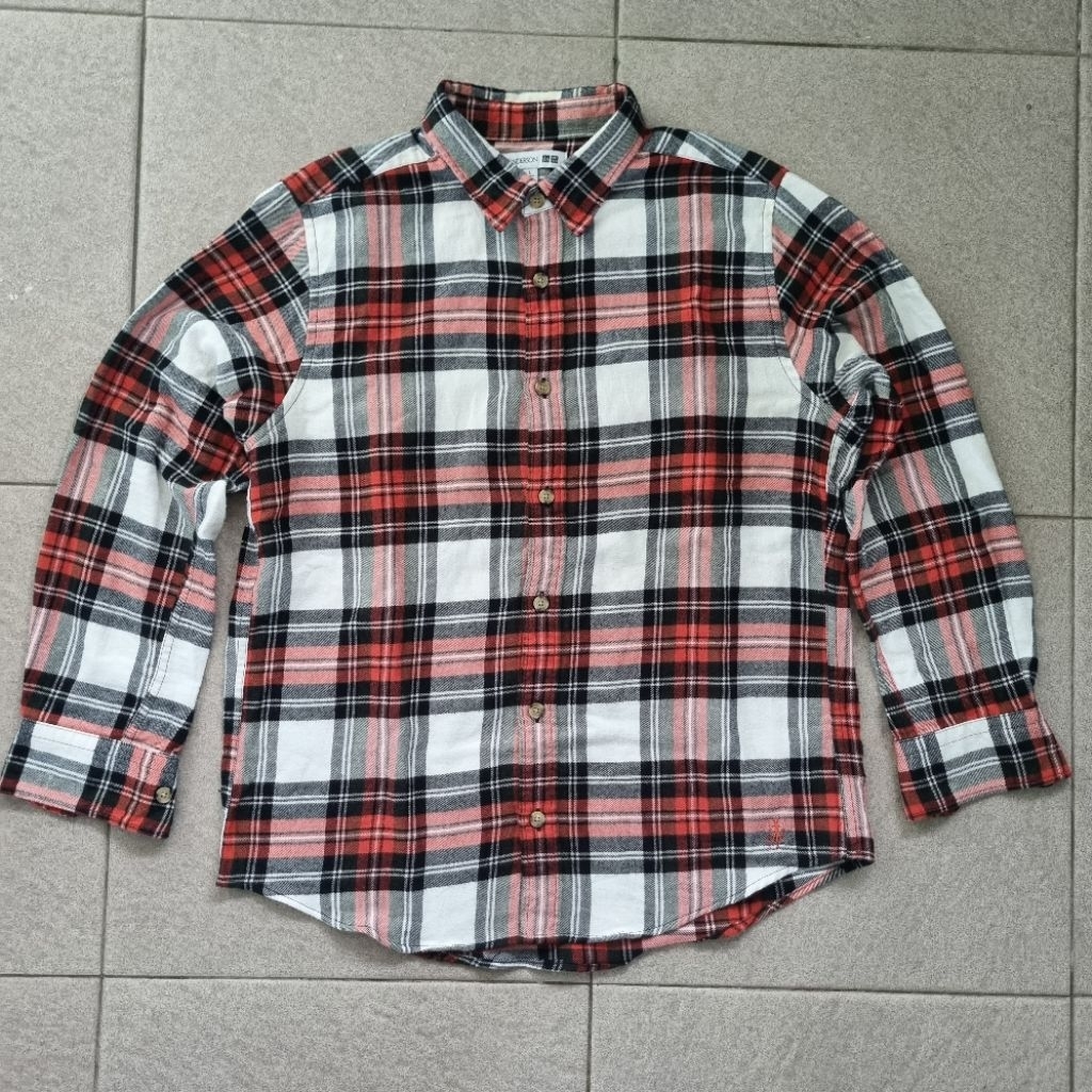 ผ้าสักหลาด uniqlo JW Anderson XL (70x57)