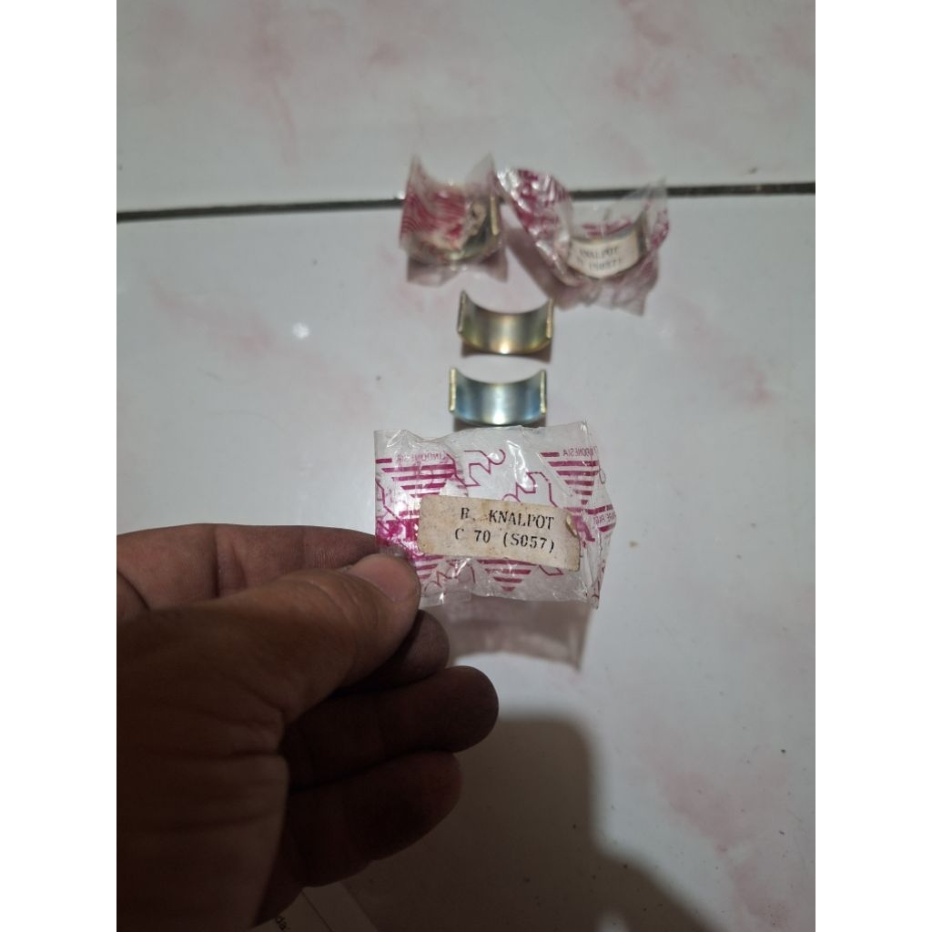 ไอเสียเล็บไอเสียแผ่นคอไอเสียแหวนไอเสียแหวน honda c50 c70 ไม่เต็มเต็ง c700 c800 supercub เดิม ALP