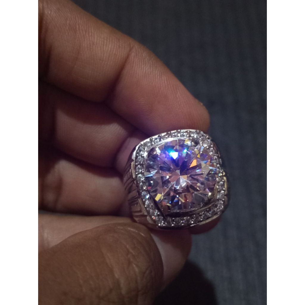 ZIRCONIA GEMSTONE***