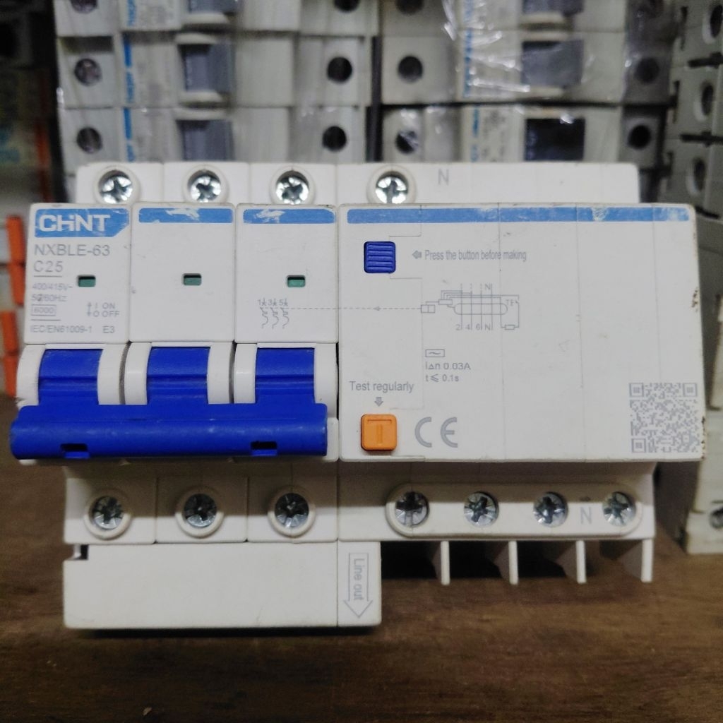 Elcb rcbo rccb Chint NXBLE-63 3P C25/Rcbo 3p 25Ampere