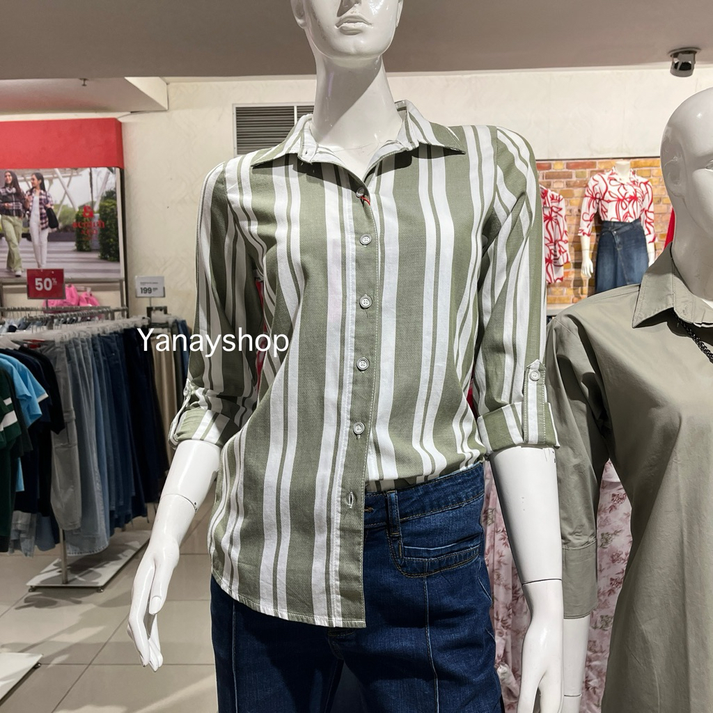 เสื้อเชิ้ตผู้หญิง KEMEJA AKO