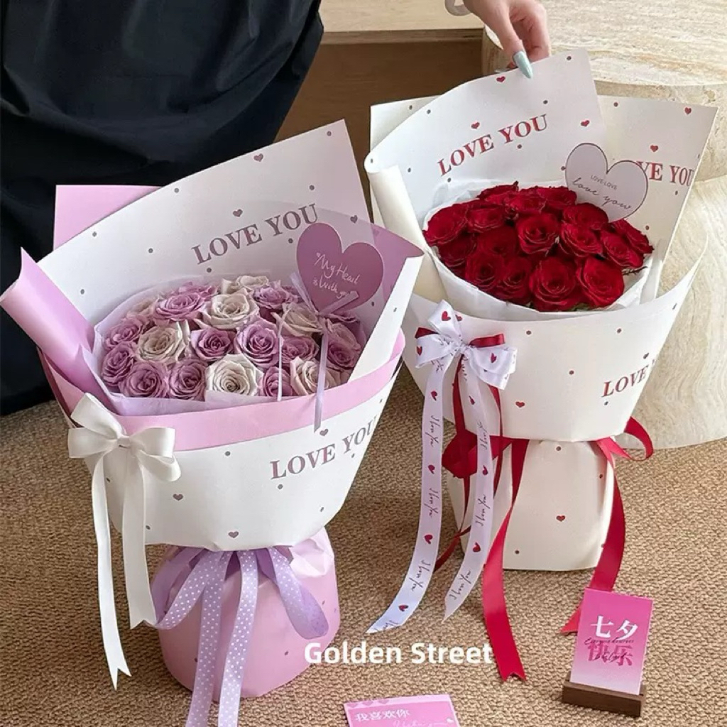 [1 แพ็ค] FLOWER WRAPPING PAPER CELLOPHANE RETAIL FLOWER BOUQUET PAPER HAND BOUQUET Love Polkadot