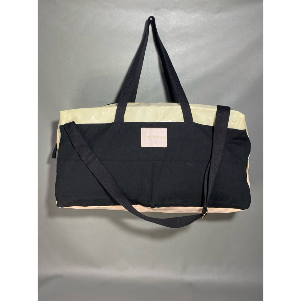 VICTORIA SECRET TOTE BAG / กระเป๋าสะพายข้างผู้หญิง VS Victoria Secret Tiger / กระเป๋าเดินทาง Victori