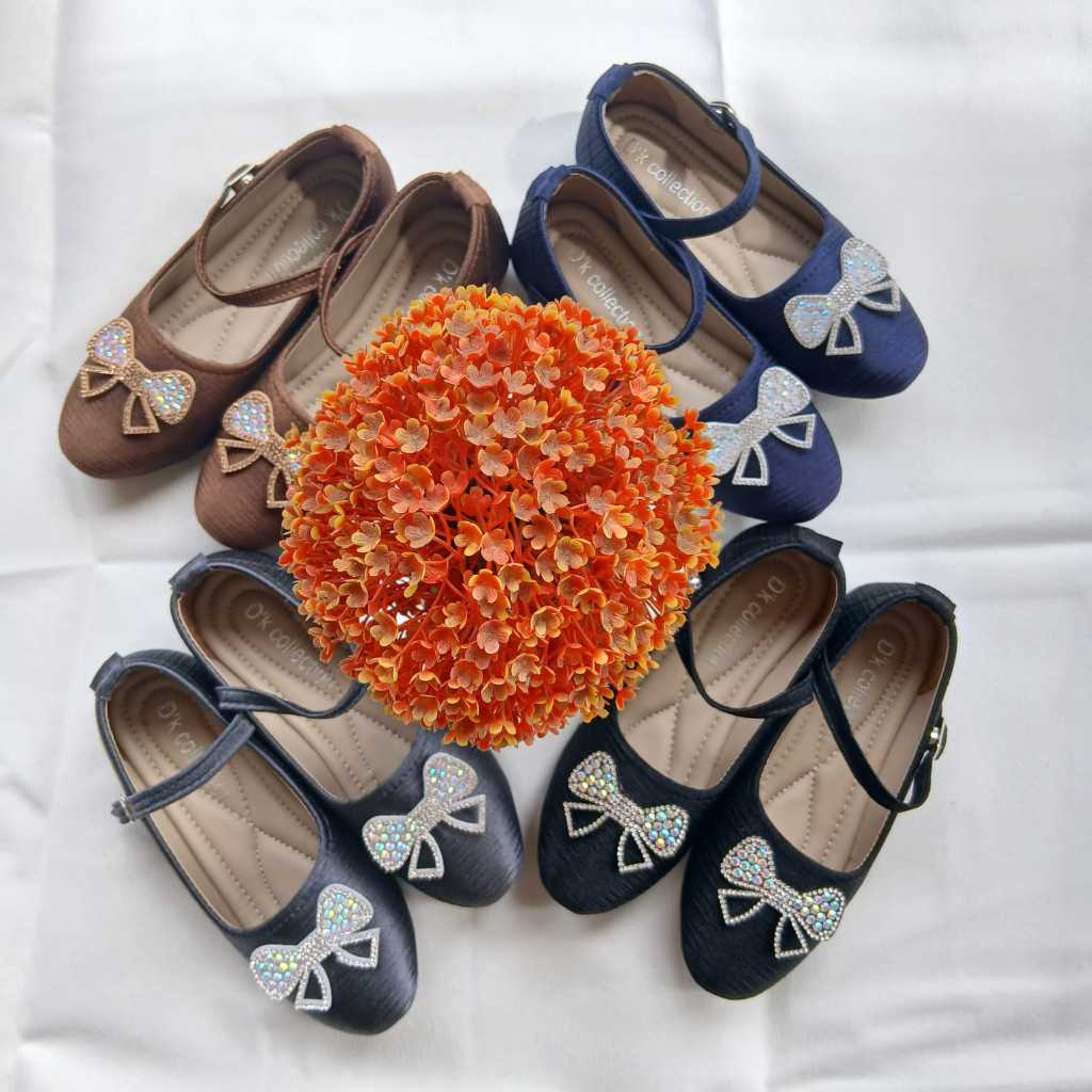 DK - EMMY รองเท้าส้นแบนเด็กผู้หญิง รองเท้าส้นแบนสวยๆ แฟชั่นอินเทรนด์ใหม่ล่าสุด