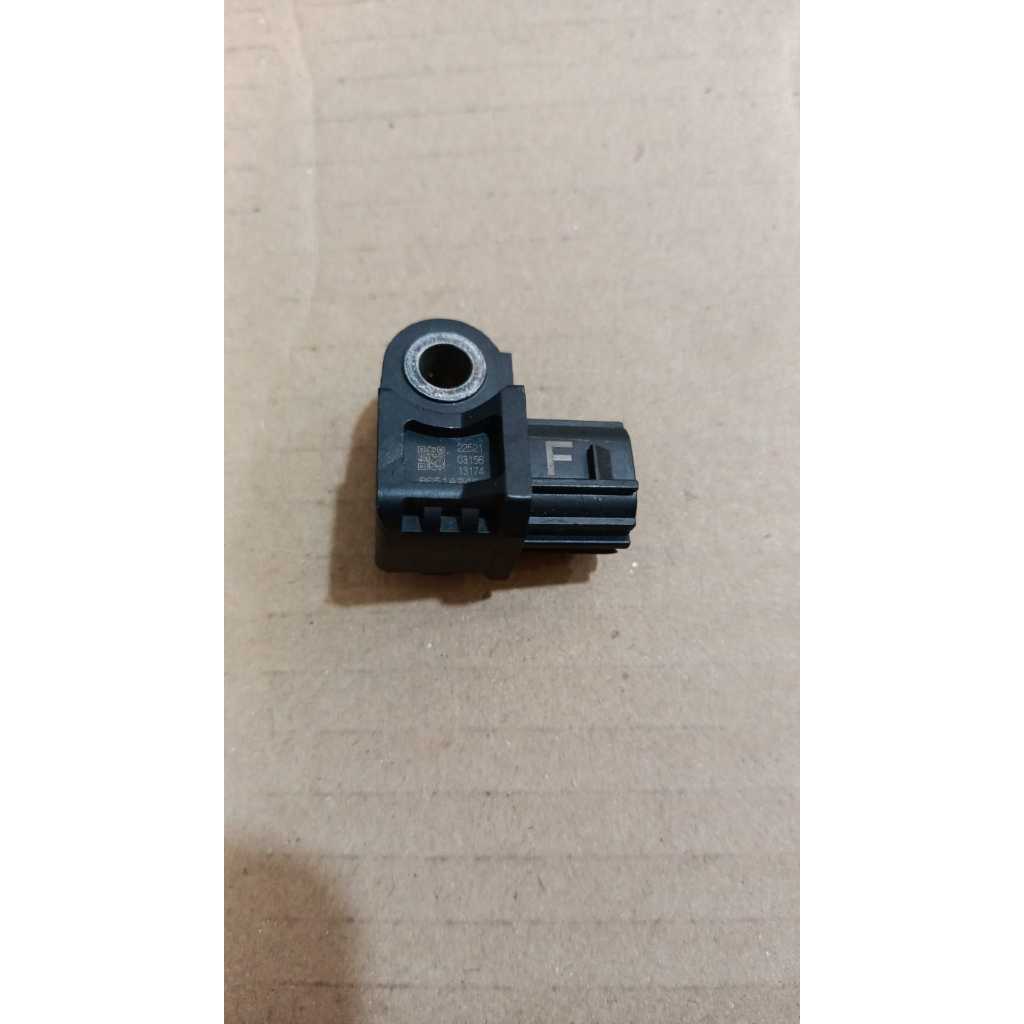 เซ็นเซอร์ถุงลมนิรภัย Xpander Mirage Triton Pajero Sport 8651A245