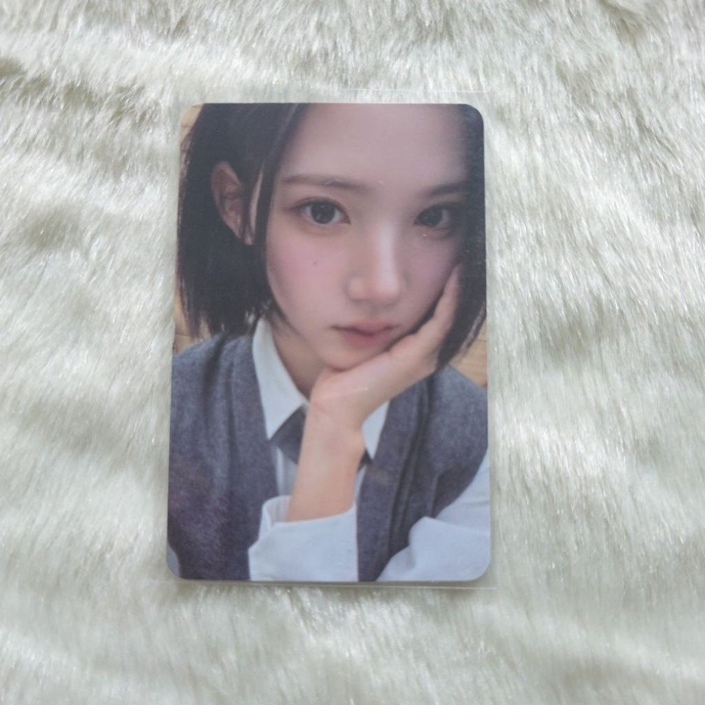 [OFFICIAL] PHOTOCARD HEARTS2HEARTS H2H FOCUS JIWOO ALBUM PHOTOBOOK PB VER