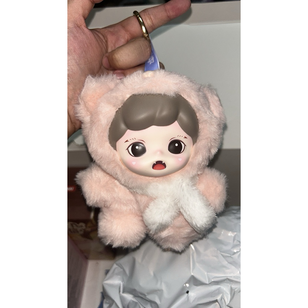 BABY ZORA FLUFFY CABIN SELECTED WOO HOO PIGLET & JOY ELEPHANT