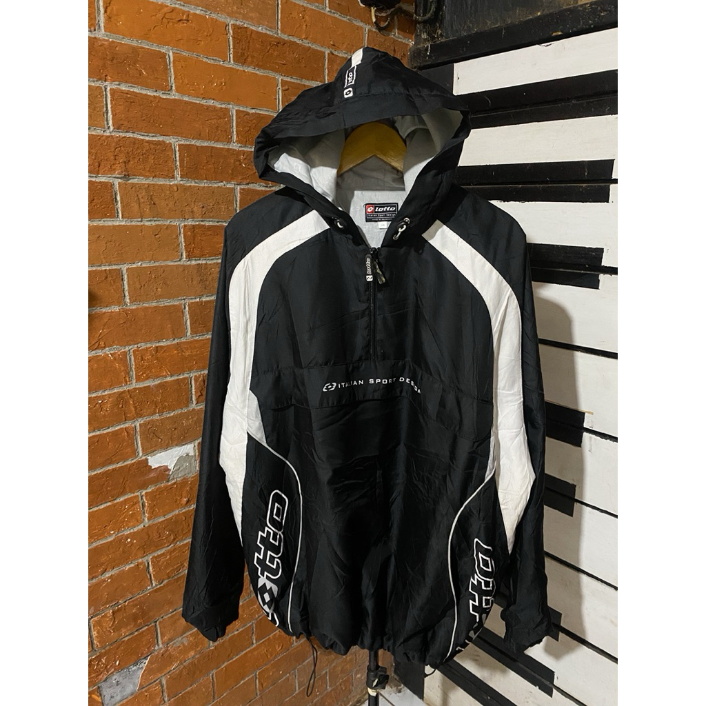 เสื้อแจ็คเก็ต Lotto cagoule