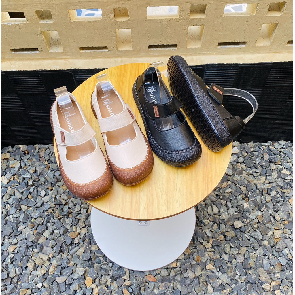 รองเท้า LPK SMCL 7711