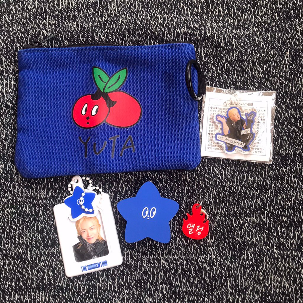 SET ONLY กระเป๋า md the momentum ในญี่ปุ่น yuta yucherry id photo id card พวงกุญแจ fan badge joyong 