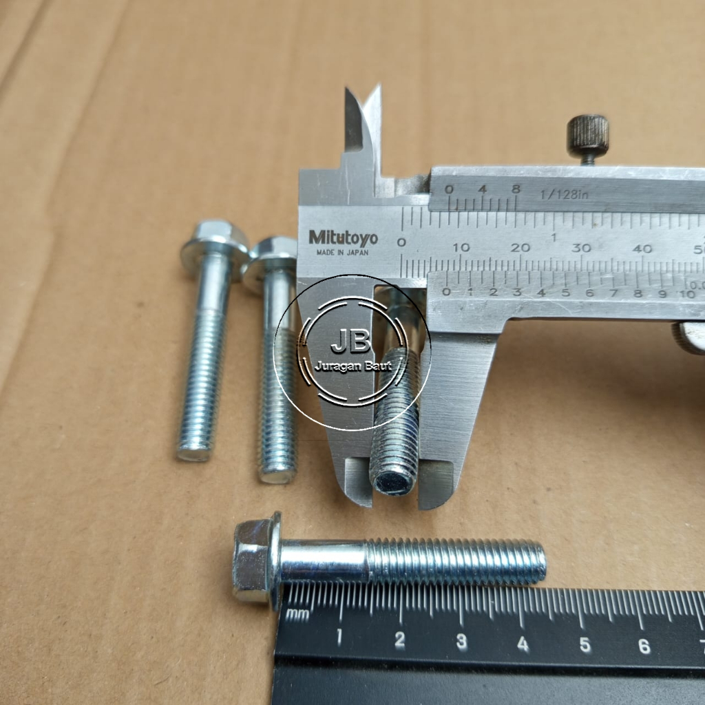 12 M8X45 KEY CAP BOLT LENGTH 4.5 ซม.สีขาว 45 มม. 45 มม.FLANGE BOLT M8 X45 BOLT 8X45 8 X 45 PITCH DRA