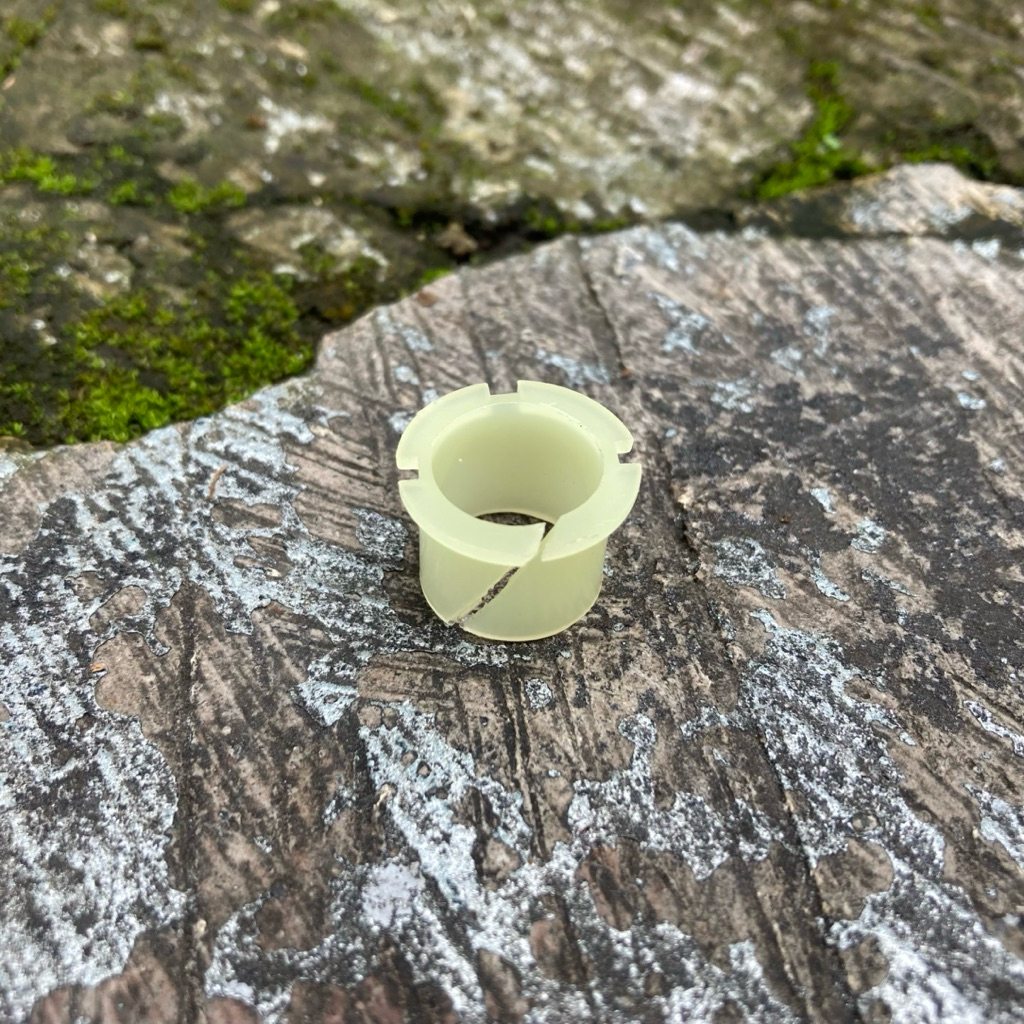 Bushing Bush Bos เหยียบคลัทช์เบรค Toyota Crown GS110 GS130 GS131 GS141 GS151 GS171 JZS130 JZS131 JZS