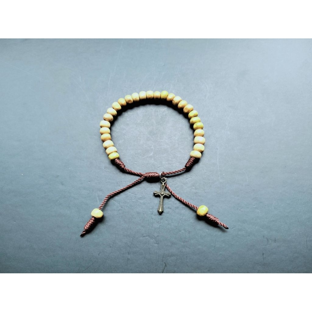 G1400 PREMIUM CROSS WOODEN BRACELET