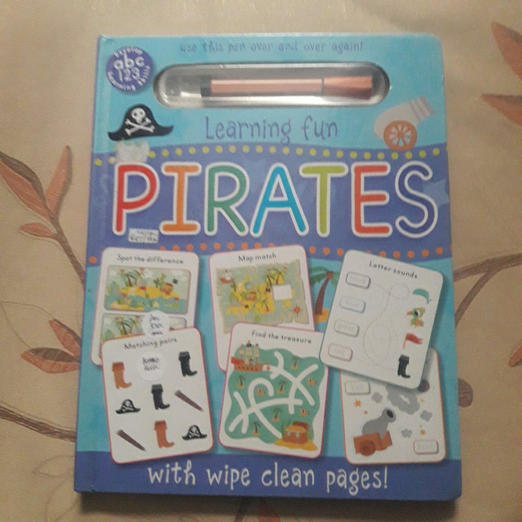 การเรียนรู้ Fun Pirates (Board book)