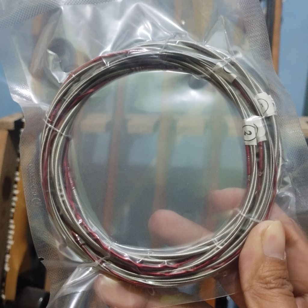 ใหม่ 5 STRING UNPACKING BASS STRINGS