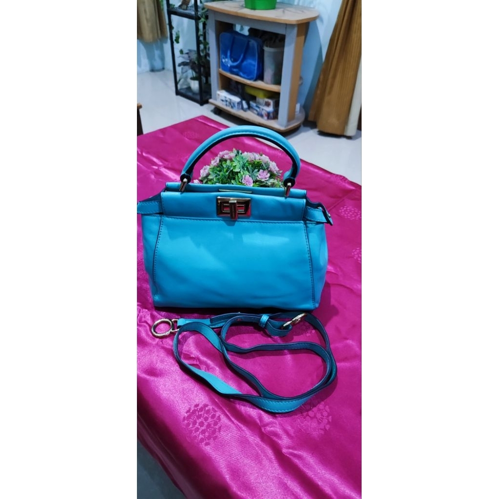 กระเป๋าสะพาย Emini House ของแท้