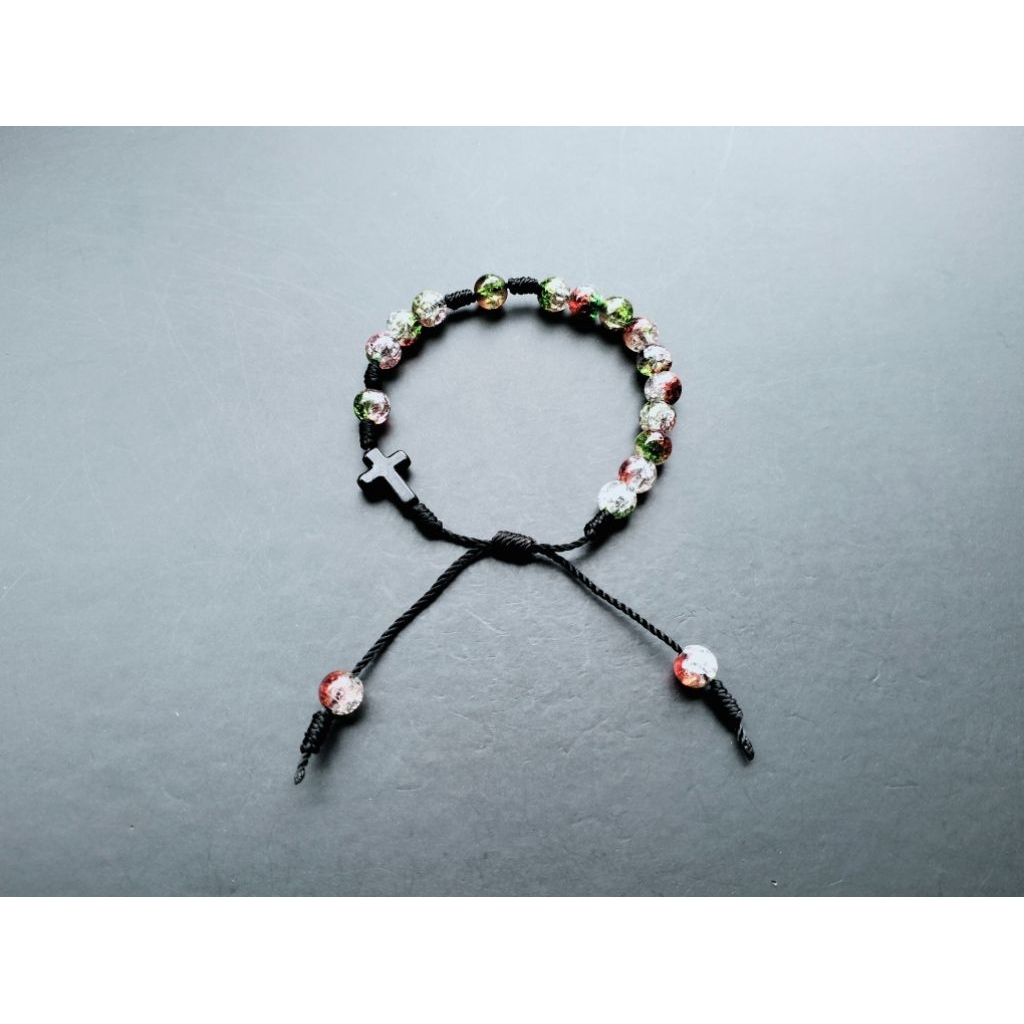 G535 PREMIUM CRACKED PEARL CROSS ROSARY BRACELET