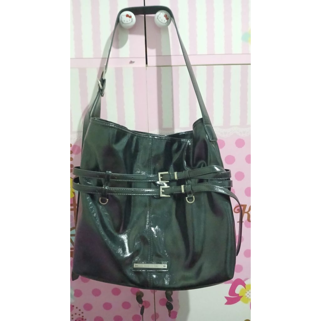 Preloved Matin Kim กระเป๋าสะพายไหล่