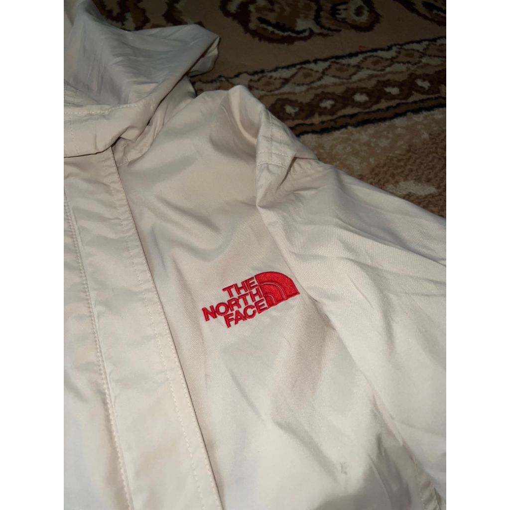 เสื้อแจ็คเก็ต Tnf มือสองของแท้ ไซส์ S limited edition