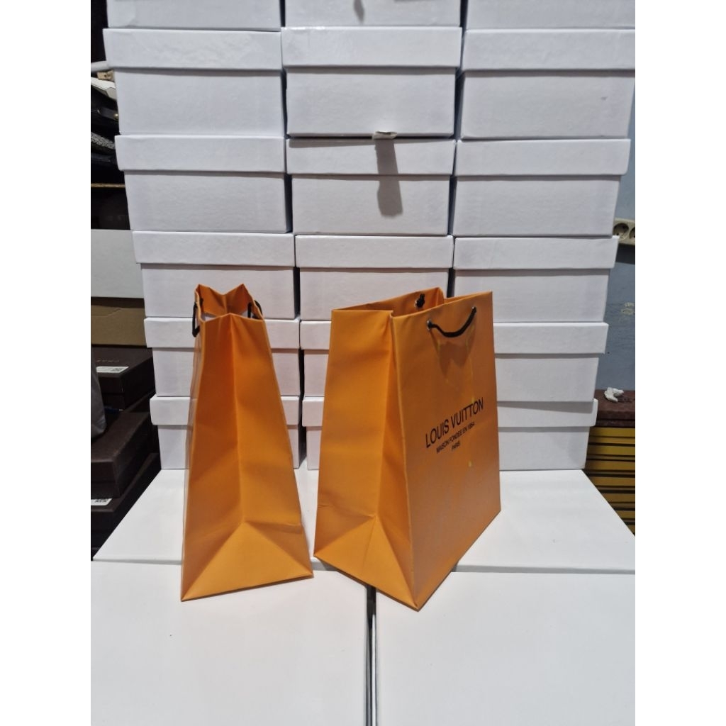 ถุงกระดาษ Elvi ขนาด 26 x 20 x 12