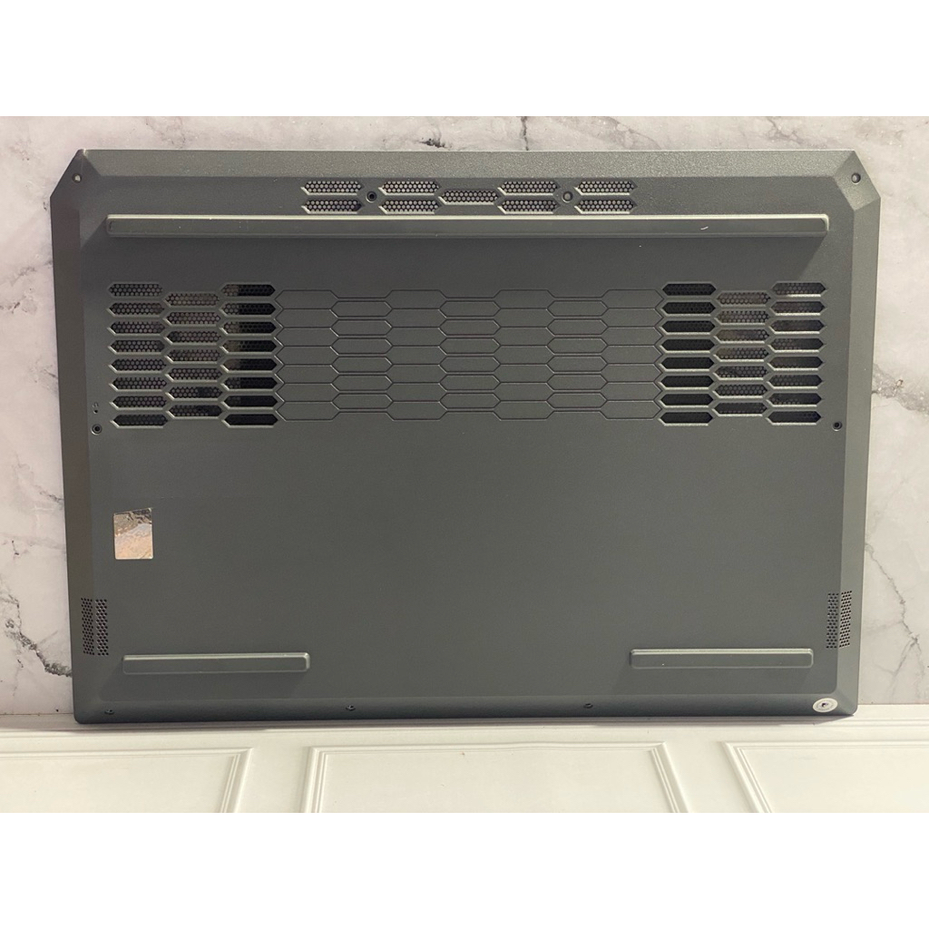 เคสด้านล่างแล็ปท็อป Lenovo Loq 15IRX9 ดั้งเดิม