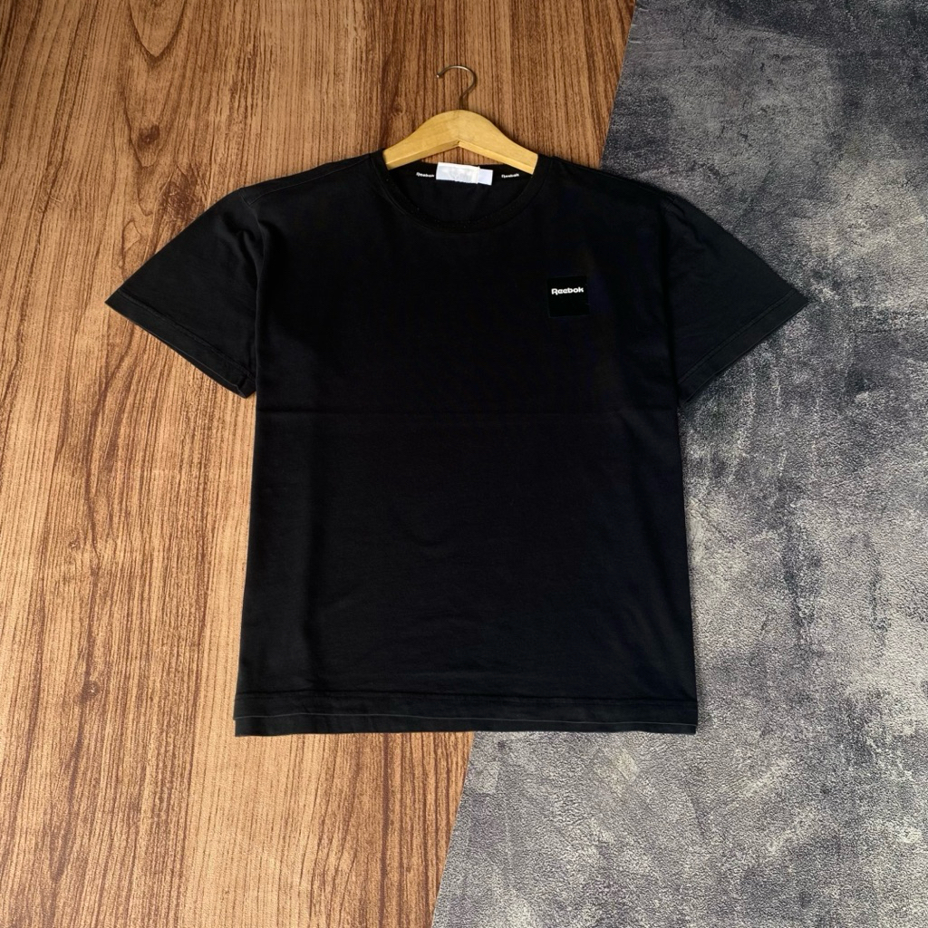 เสื้อยืด Reebok*****