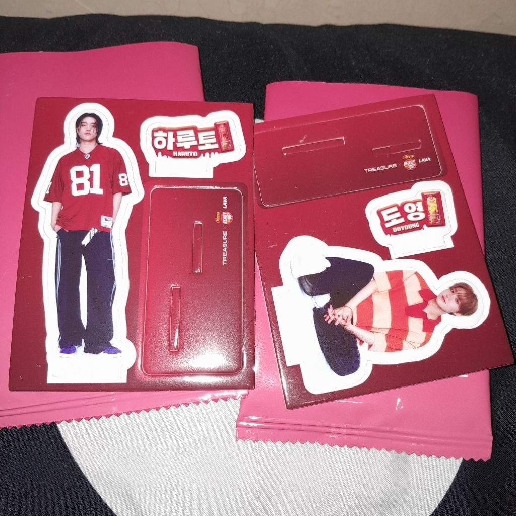 Standee fiesta สมบัติ doyoung