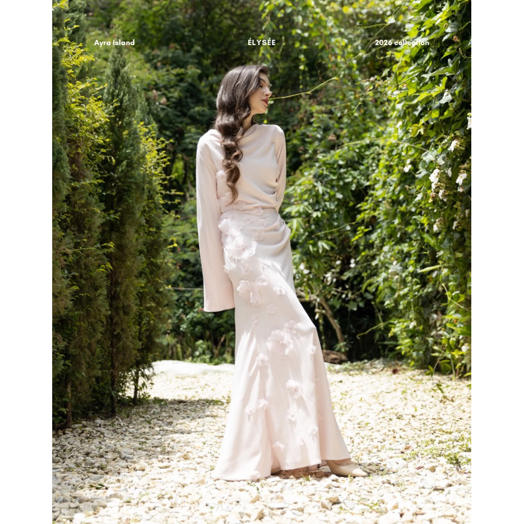 Élysée Dress โดย Ayra Island