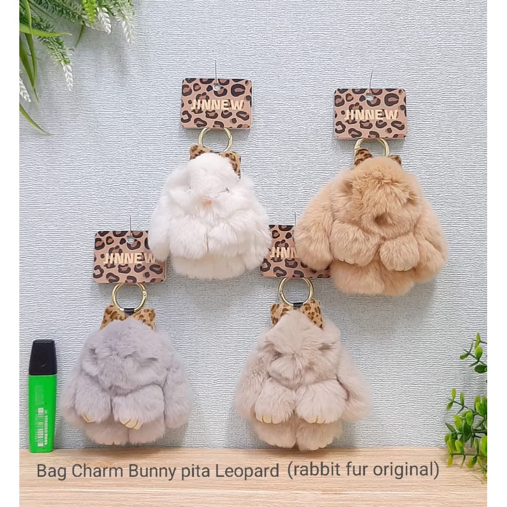GUNGAN Rabbit Charm พวงกุญแจห้อยกระเป๋า
