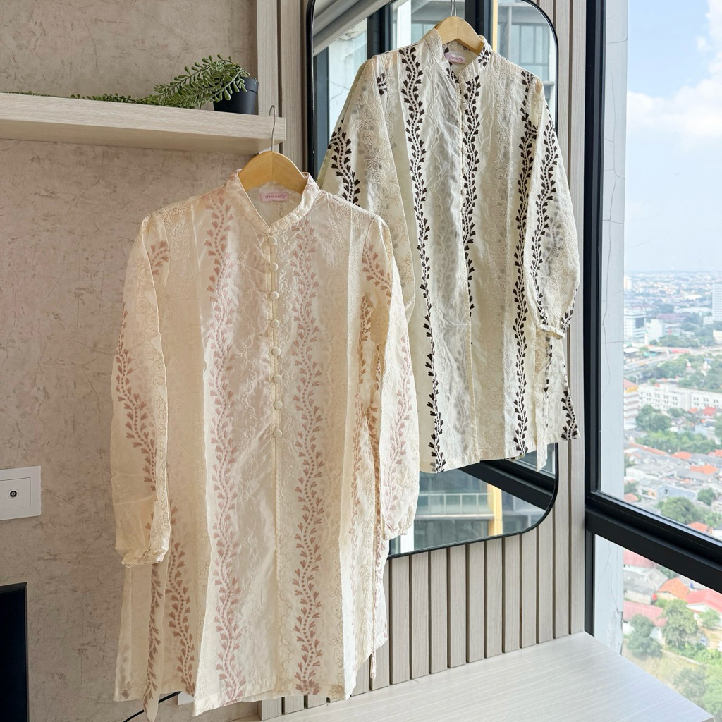 NARAYA ITSMOSTLY - เสื้อนารายา