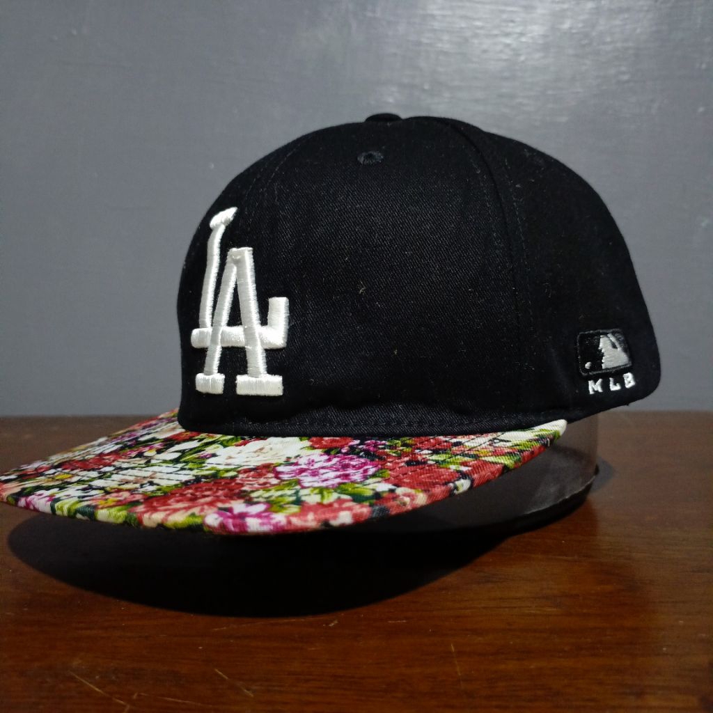 MLB Hat Los Angeles Dodgers Second Bisbal Logo LA Flower