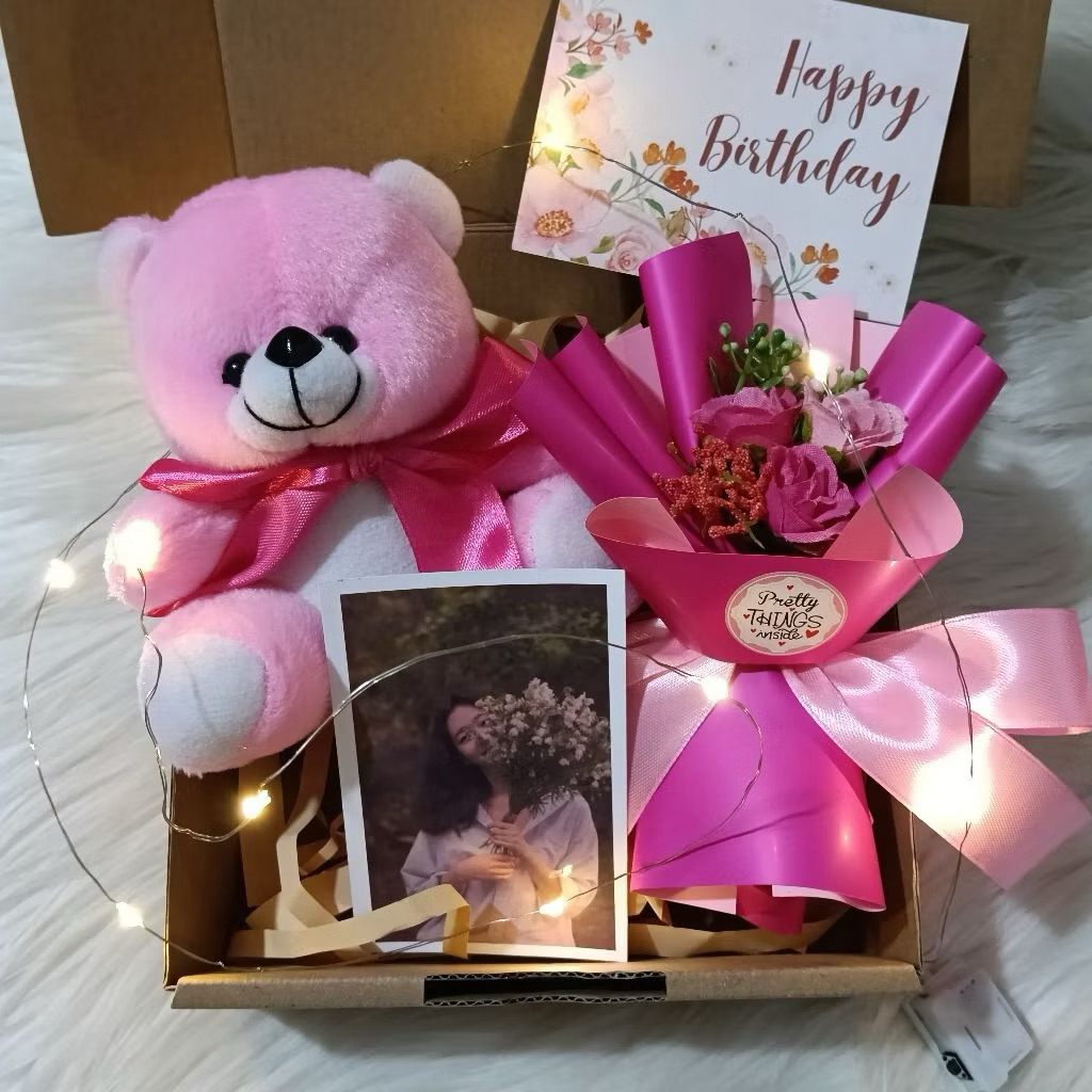 HAMPERS GIFT BIRTHDAY GRADUATION GIFT / HAMPERS / GIFT / BIRTUATION GIFT / GIFT PACKAGE / BIRTHDAY G