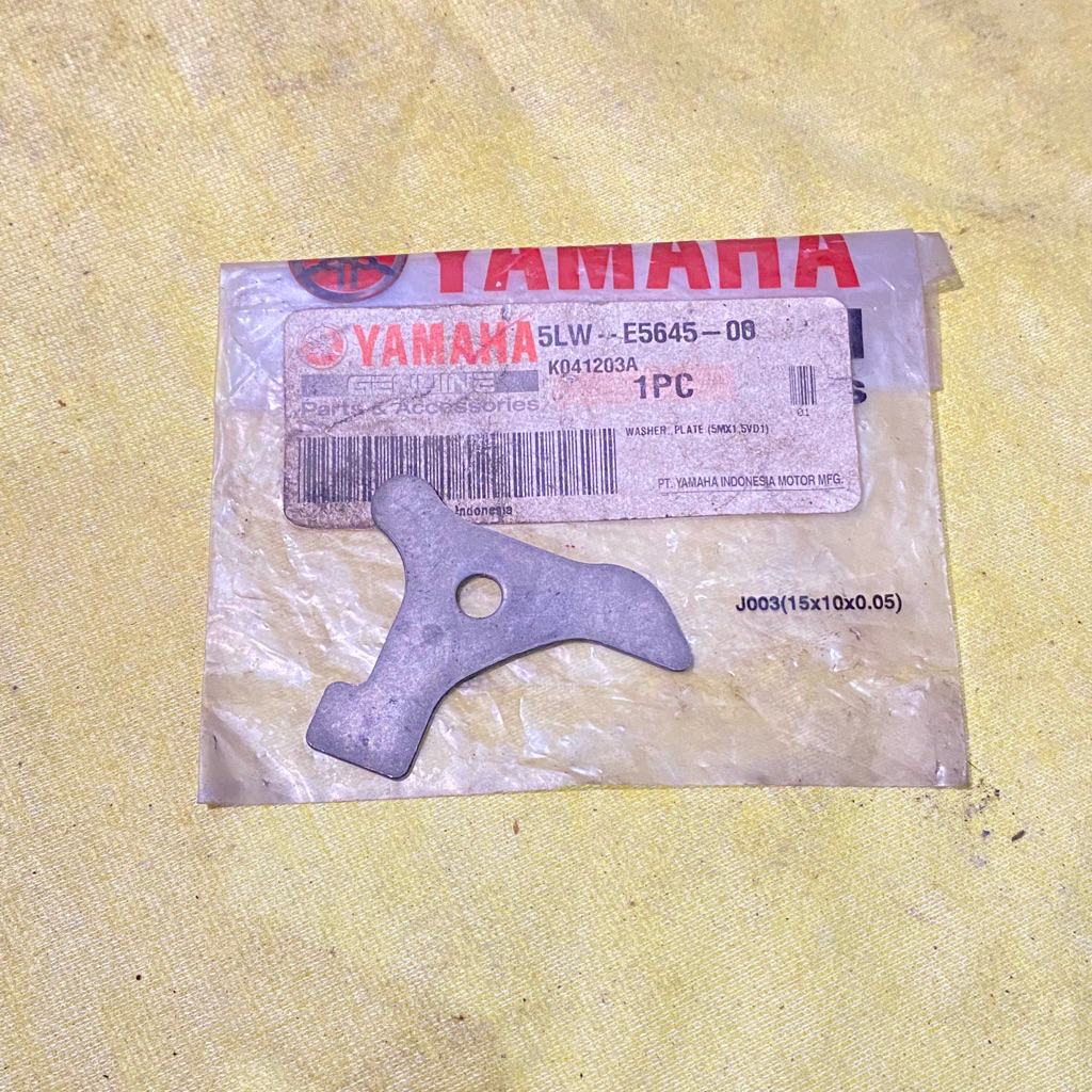 แผ่นฝาครอบเครื่องซักผ้าแบริ่ง One way Yamaha Nouvo original YGP 5LW-E5645-00