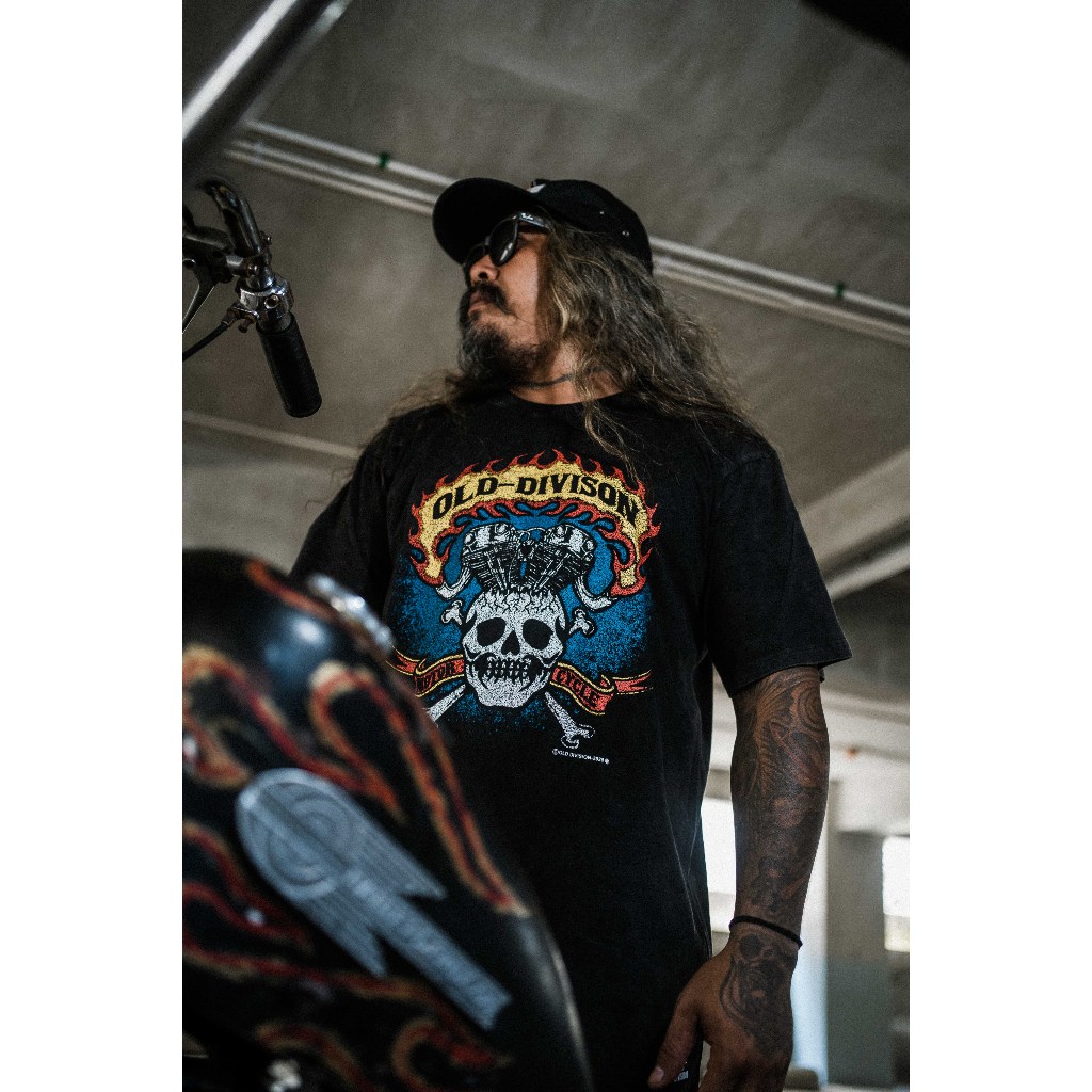 เสื้อยืด Skull Knuckle Black Wash Old Division TS Skull Knuckle BKWS
