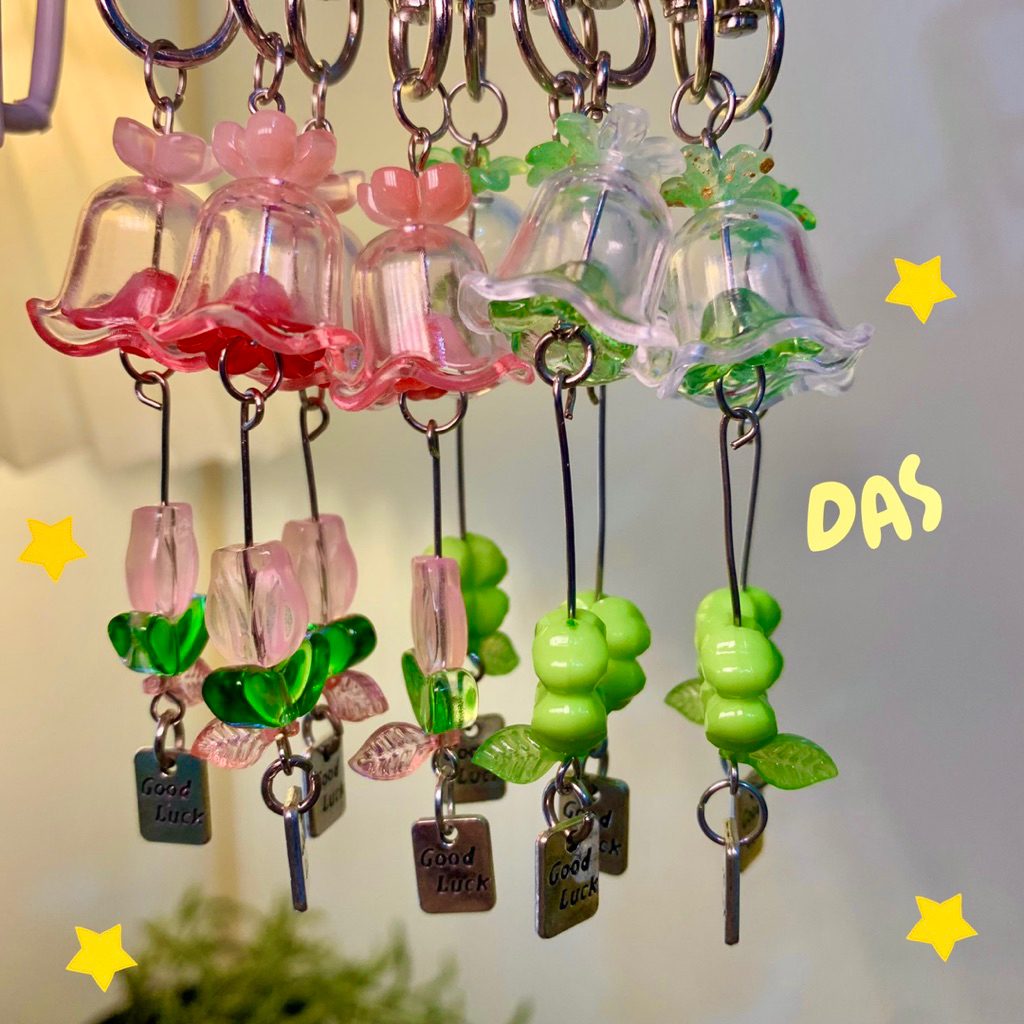 DAS CLOVER WINDCHIME KEYCHAIN สายรัดโทรศัพท์