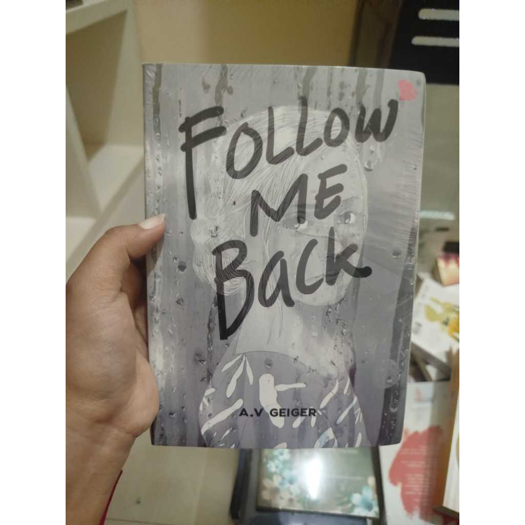 FOLLOW ME BACK โดย A. วี. เกเกอร์