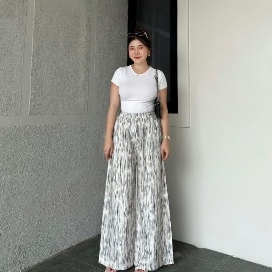 WM - Everyday Pants - Abstract Motif - กางเกงขายาวผู้หญิงสําหรับสํานักงานและ College Buggy - Pinstri