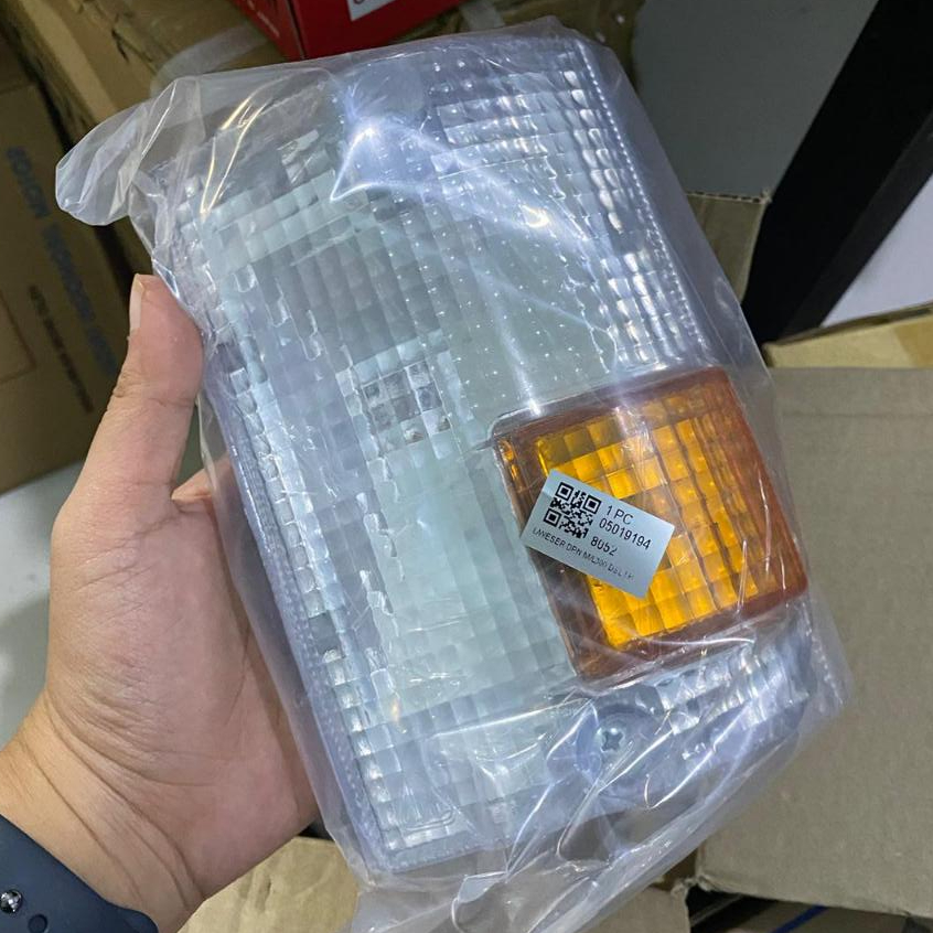 ไฟเลี้ยว Mitsubishi L300 CPU ซ้ายขวาซ้ายขวาชุด