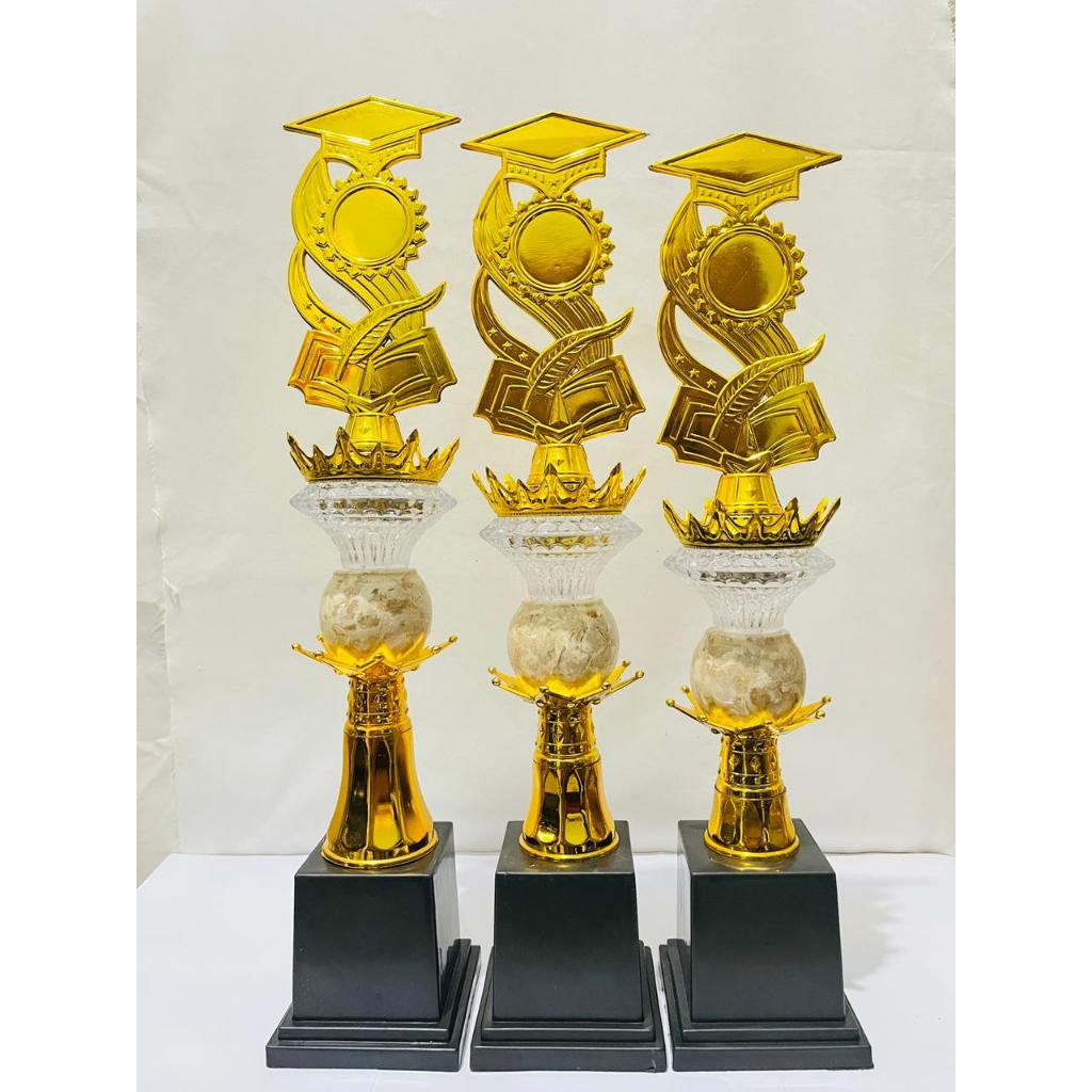 ใหม่ล่าสุด GRADUATION TROPHY 1 ชุด 3 เล่ม MARBLE, CROWN และ ASHTRAY COMBINATIONS (CODE B2) HEIGHT 50