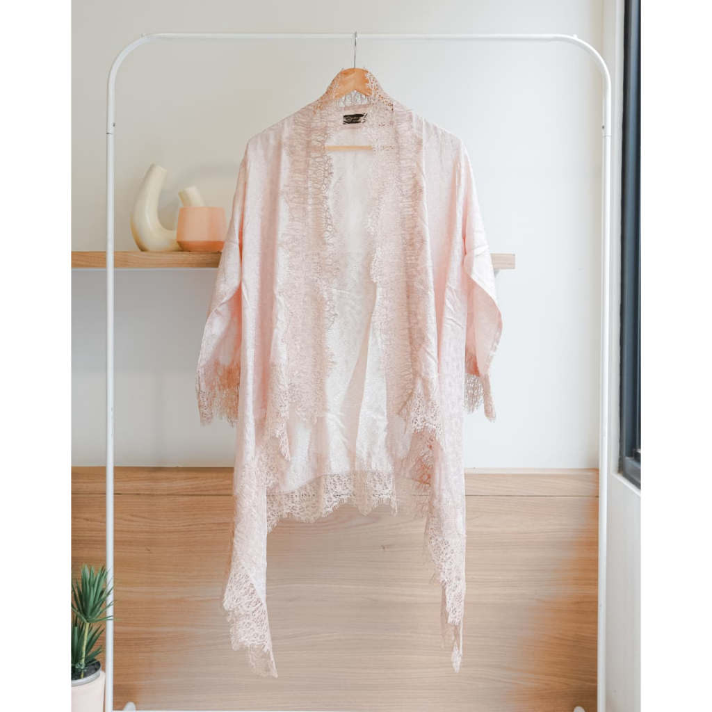 OUTER KIMONO LACE VISCOSE LACE OUTER SATIN OUTER SLEEVE VISCOSE สําหรับ WEDDINGS FORMAT BATIK OUTER 