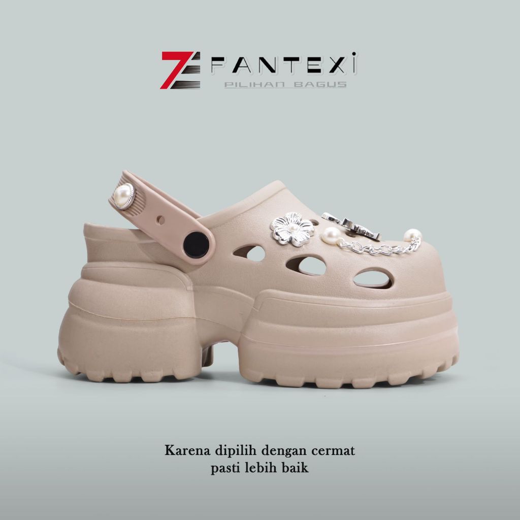 รองเท้าแตะโซ่ Baim Wedges Jibitz