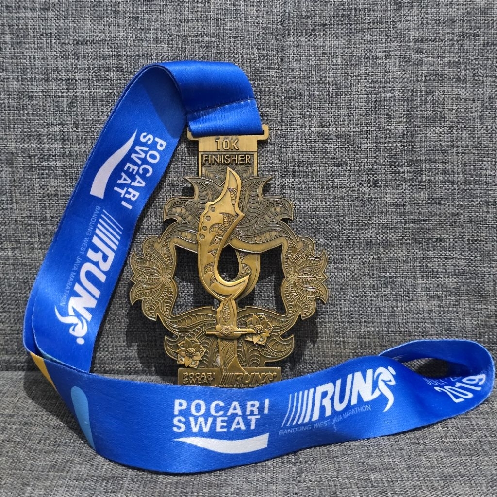 เหรียญวิ่งสุดท้าย Pocari Sweat 10k Run 2019