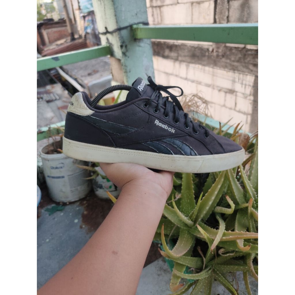 Reebok Royal Complete 2lt รองเท้าผ้าใบผ้าใบลําลองสีดําสีขาวขนาดดั้งเดิม 42