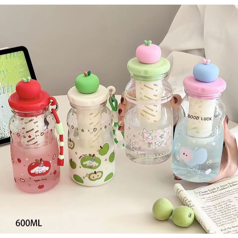 GANTUNGAN ขวดน้ําสําหรับเด็กตัวอักษรป้องกันการรั่วไหล 600ML พร้อมที่แขวนและที่กรองชา 5119
